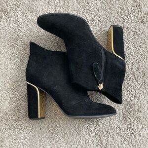 Black (Vince) John Camuto booties with Gold accent, Women’s 7